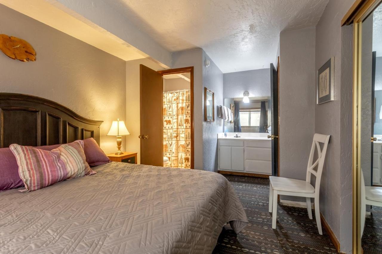 Village Suites Inn - American Black Bear - Perfect Location, In The Village! Can'T Be Better! Big Bear Lake Esterno foto